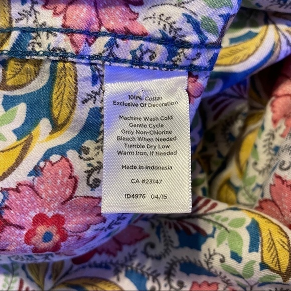Talbots Multi Color Floral Novelty Print Long Sleeve Button Down Shirt - Picture 7 of 7